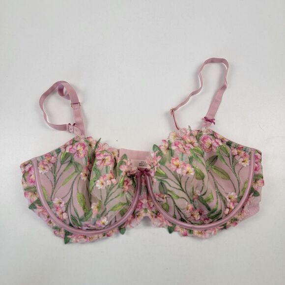 Victoria’s Secret Chalk Rose Embroidery Wicked Unlined Balconette Bra 40C XL - Picture 2 of 9